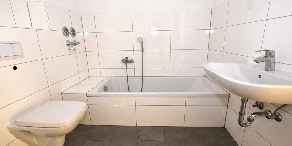 Etagenwohnung Hemer - 2 Zimmer, 83 m&sup2;, 995&euro; | Angebot:25729881