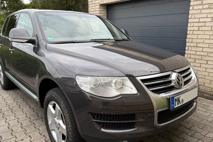 VW Touareg 298.000 km 8.690 &euro; Altena 58762