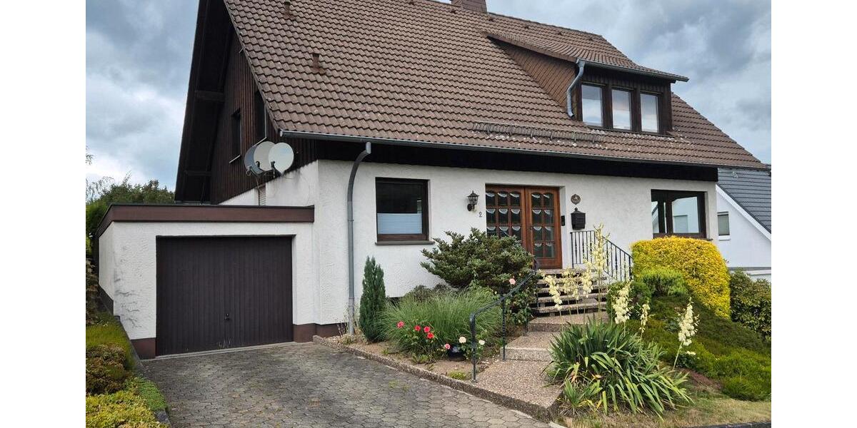 Einfamilienhaus Balve - 5 Zimmer, 241 m&sup2;, 399.000&euro; | Angebot:26998781