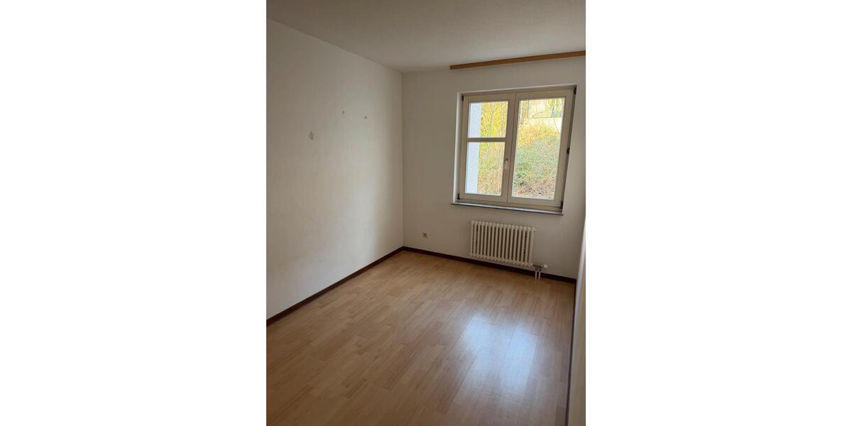 Etagenwohnung Altena - 3 Zimmer, 70 m&sup2;, 347&euro; | Angebot:25988652