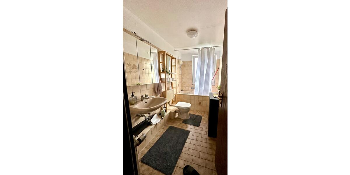 Dachgeschoßwohnung Dortmund Brackel - 3.5 Zimmer, 75 m&sup2;, 520&euro; | Angebot:26025225