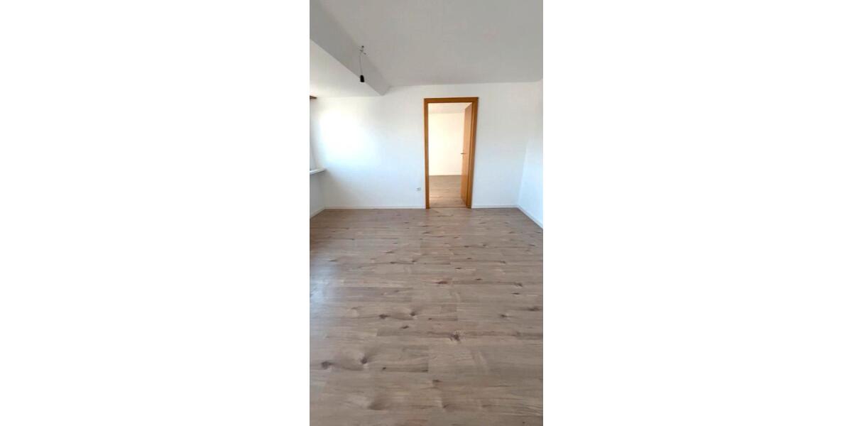 Etagenwohnung Dortmund Hombruch - 3 Zimmer, 90 m&sup2;, 800&euro; | Angebot:25660340