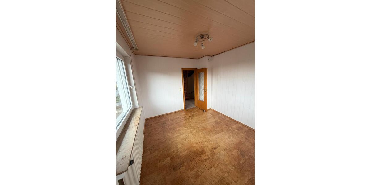 Doppelhaushälfte Bergkamen - 5.5 Zimmer, 94 m&sup2;, 1.090&euro; | Angebot:25982312