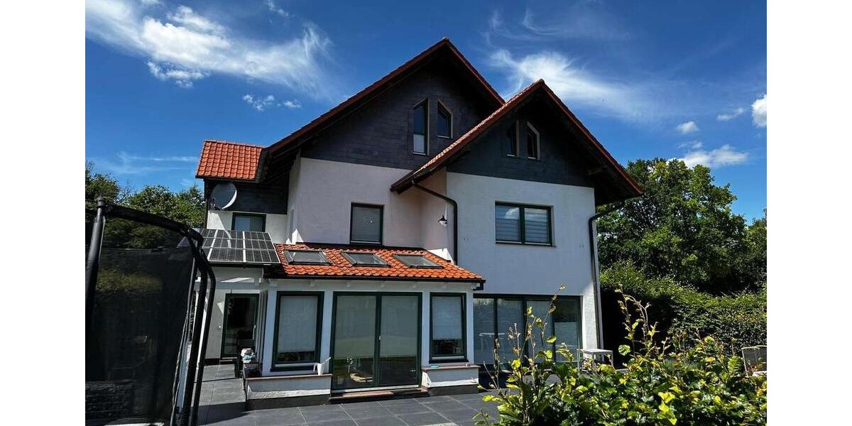 Einfamilienhaus Neuenrade - 8 Zimmer, 234 m&sup2;, 459.000&euro; | Angebot:25831760
