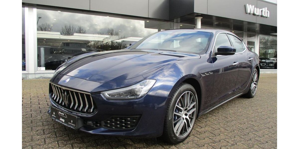 Maserati Ghibli 102.500 km 33.450 &euro; Schwerte 58239