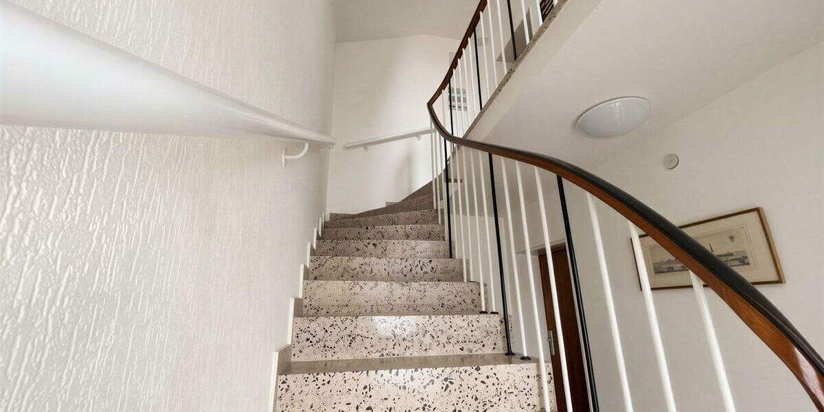 Mehrfamilienhaus, Wohnhaus Dortmund Aplerbeck - 9 Zimmer, 256 m&sup2;, 569.000&euro; | Angebot:25696377