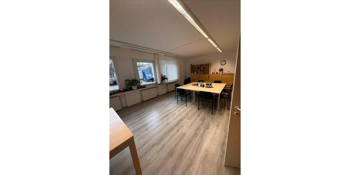 Gewerbeobjekt Bergkamen - 1.750&euro; | Angebot:24421346