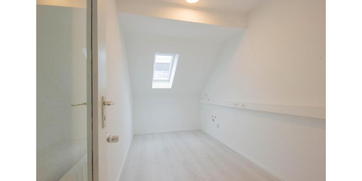 Dachgeschoßwohnung Arnsberg Rusch - 3 Zimmer, 107 m&sup2;, 856&euro; | Angebot:26648396