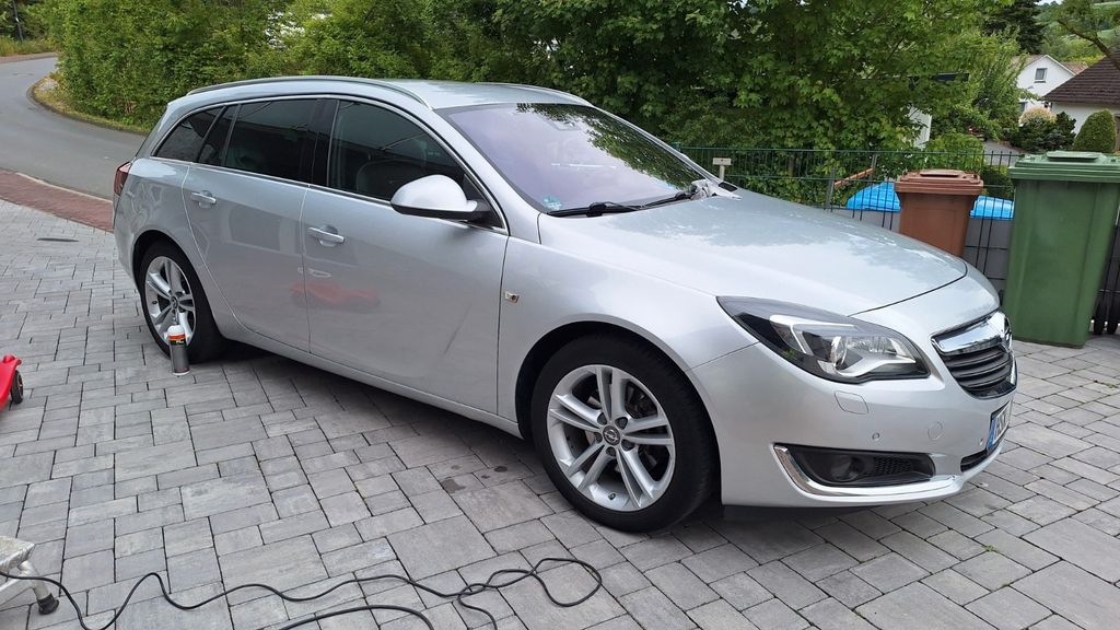 Opel Insignia 213.000 km 6.199 &euro; Sundern 59846