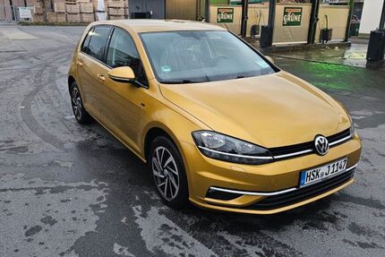 VW Golf 98.500 km 11.850 &euro; Arnsberg 59821