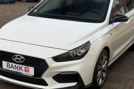 Hyundai i30 69.000 km 14.990 &euro; Arnsberg 59755