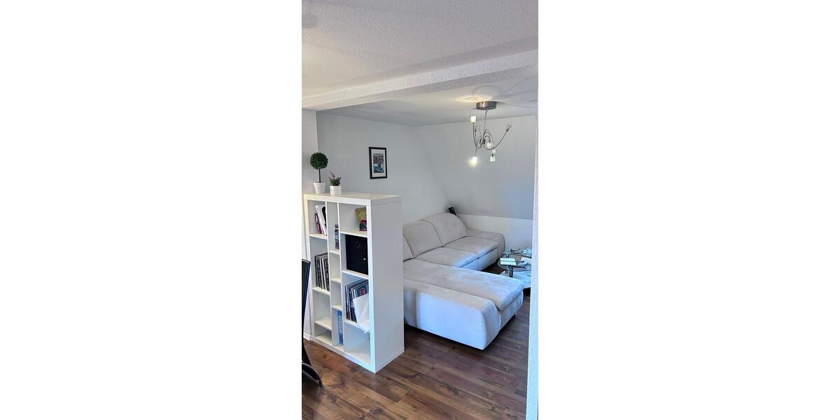 Dachgeschoßwohnung Lüdenscheid Staberg - 4 Zimmer, 80 m&sup2;, 600&euro; | Angebot:25922844