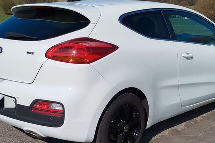 Kia ceed / Ceed 181.750 km 5.500 &euro; Kierspe 58566