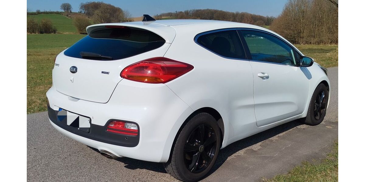 Kia ceed / Ceed 181.750 km 5.500 &euro; Kierspe 58566