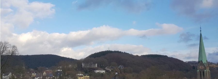 3 Zimmer, Kü, Bad, Gä-WC, Loggia, Sauna zw. Halver - Lüdenscheid - Etagenwohnung Lüdenscheid Brügge | Angebot:26063661