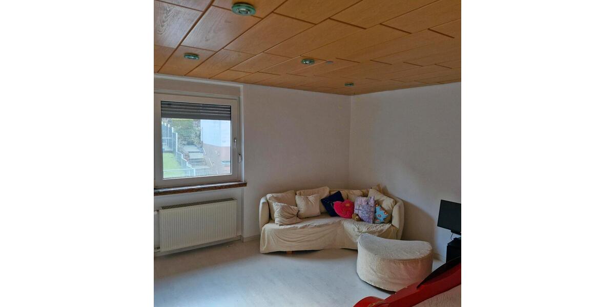 Doppelhaushälfte Plettenberg - 7 Zimmer, 200 m&sup2;, 194.500&euro; | Angebot:24550071