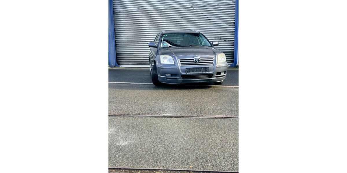 Toyota Avensis 354.188 km 1.400 &euro; Hagen 58095