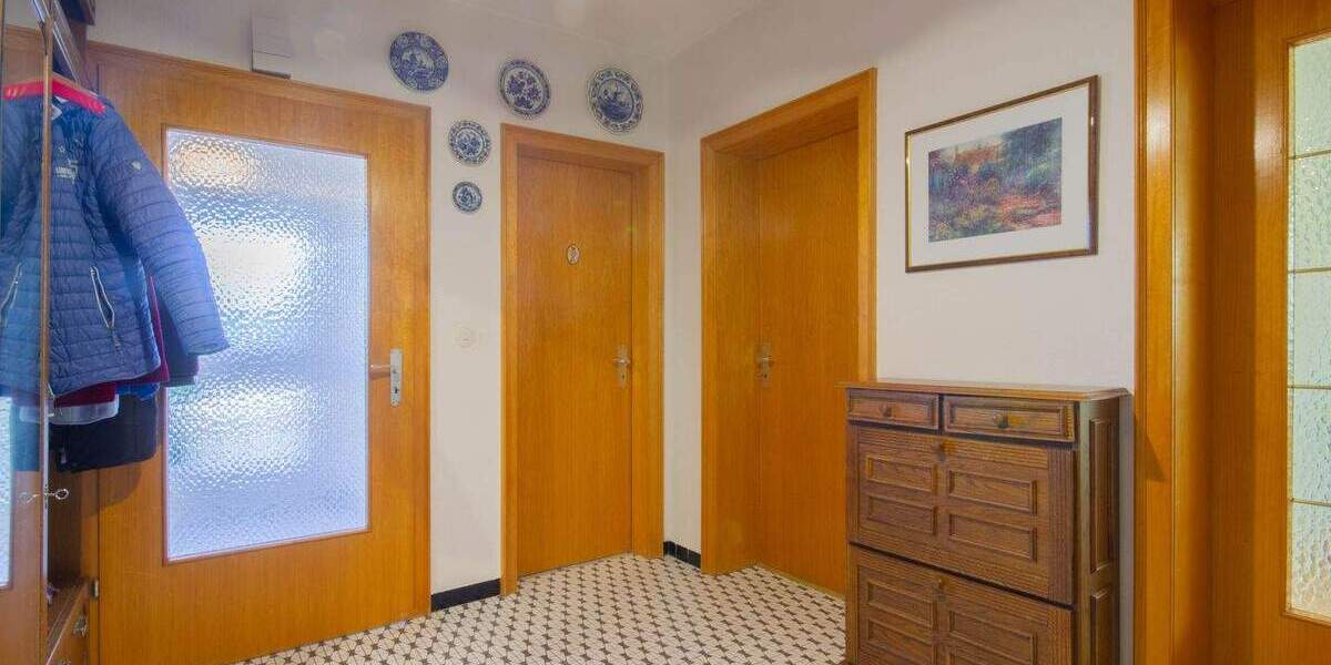 Einfamilienhaus Ense Höingen - 5 Zimmer, 130 m&sup2;, 270.000&euro; | Angebot:25837491