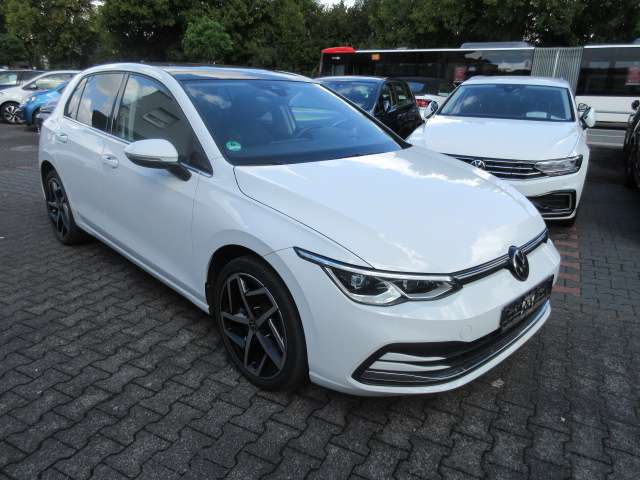 VW Golf Style 1.4 eHybrid DSG NAVI PANO IQ LIGHT HEAD 51.460 km 25.300 &euro; Bergkamen 59192