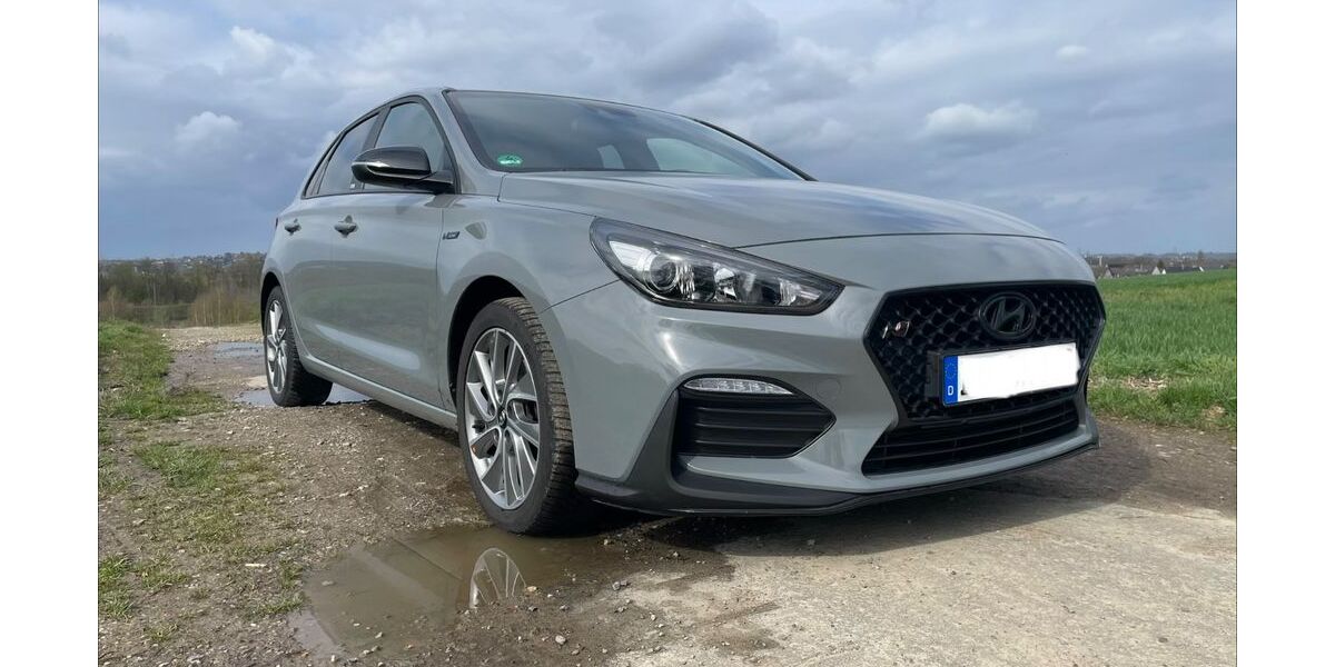 Hyundai i30 39.000 km 15.900 &euro; Dortmund 44267