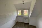 Dachgeschoßwohnung Altena - 3 Zimmer, 54 m&sup2;, 220&euro; | Angebot:26250240