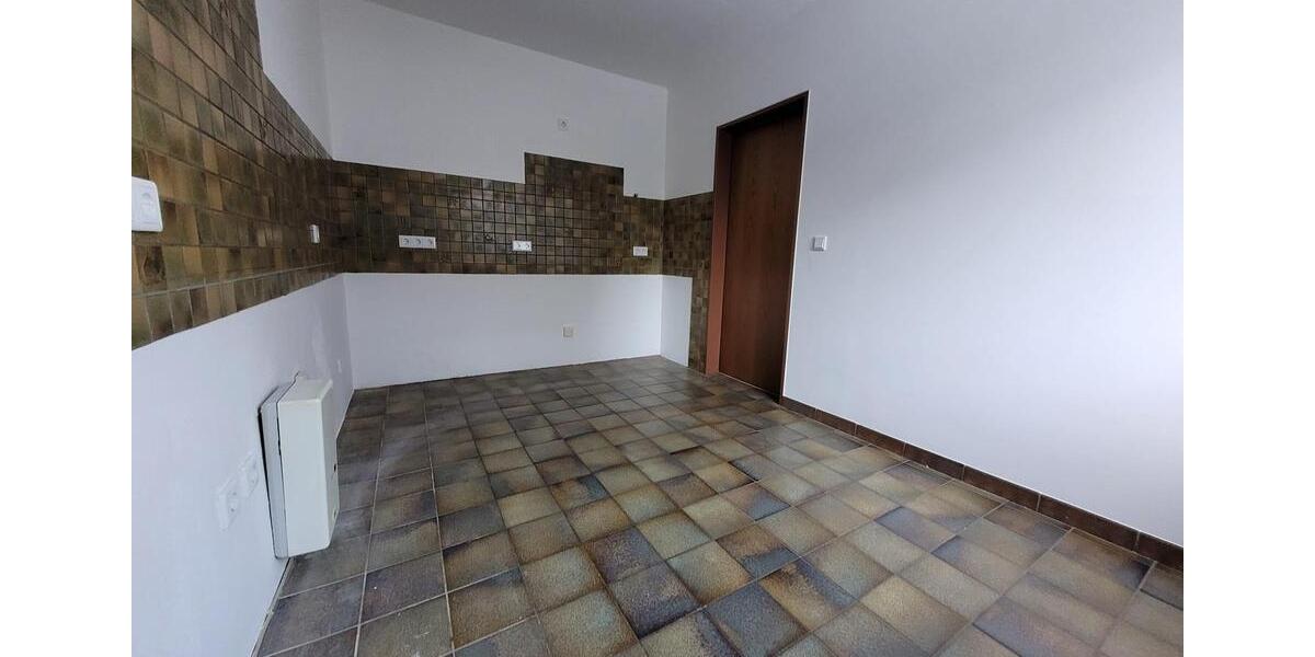 Erdgeschoßwohnung Hagen Hohenlimburg - 3 Zimmer, 93 m&sup2;, 595&euro; | Angebot:26630936