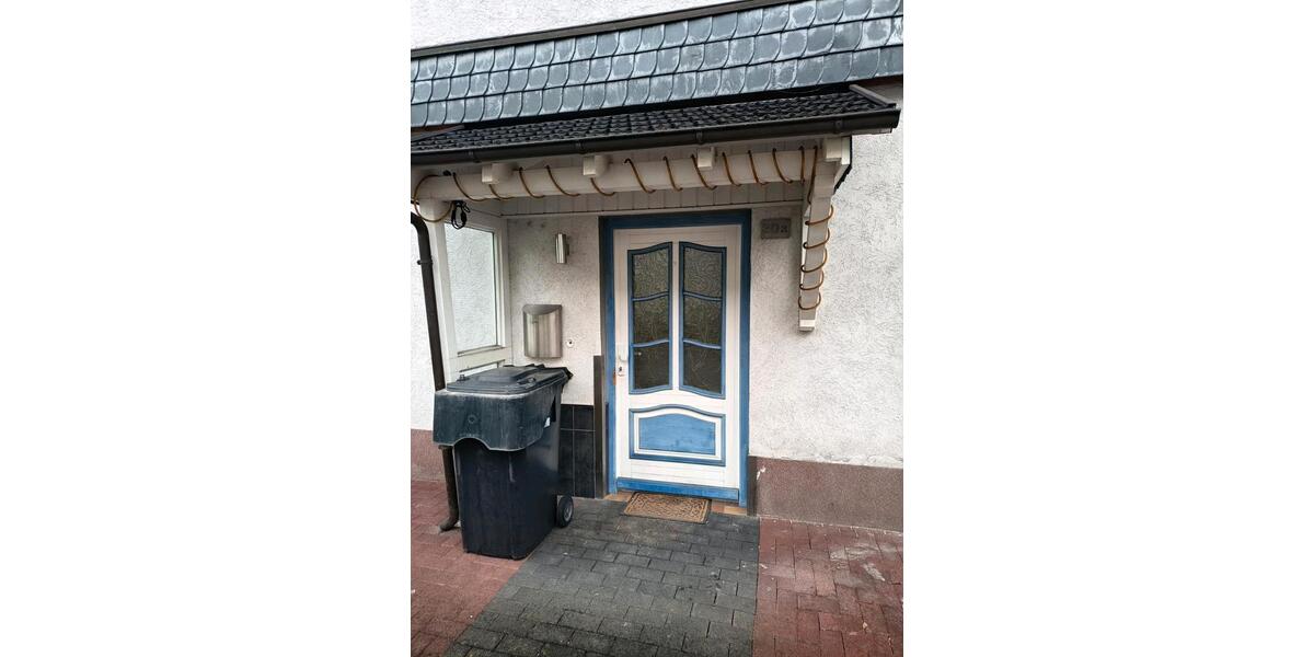 Erdgeschoßwohnung Arnsberg - 3 Zimmer, 85 m&sup2;, 800&euro; | Angebot:25269490