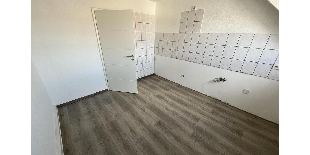 Dachgeschoßwohnung Dortmund Huckarde - 3 Zimmer, 61 m&sup2;, 550&euro; | Angebot:26493776
