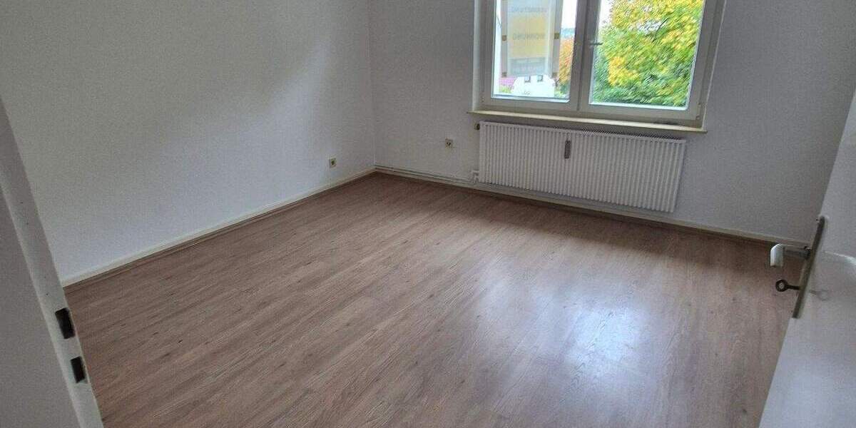 Etagenwohnung Lüdenscheid Tinsberg - 2 Zimmer, 350&euro; | Angebot:25729676