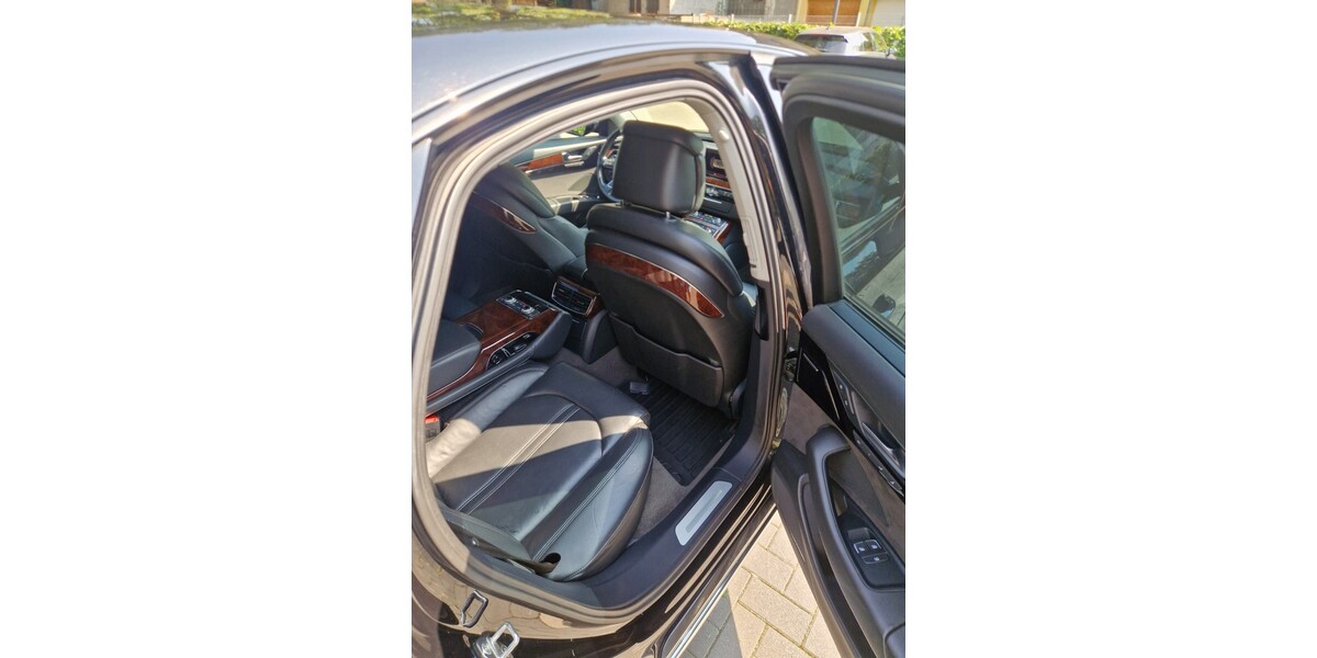 Audi A8 244.000 km 16.500 &euro; Dortmund 44135