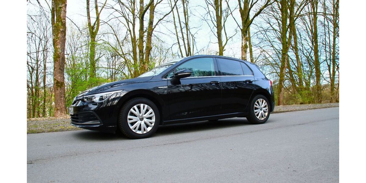 VW Golf 99.500 km 22.200 &euro; Lüdenscheid 58511