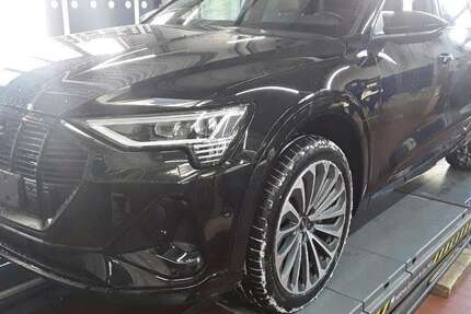 Audi e-tron 29.412 km 31.885 &euro; Hagen 58091