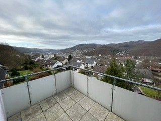 4 Zi. Küche, Bad, Flur, G.Bad, Diele. 132 - 4- Plettenberg Eschen | Angebot:27091773