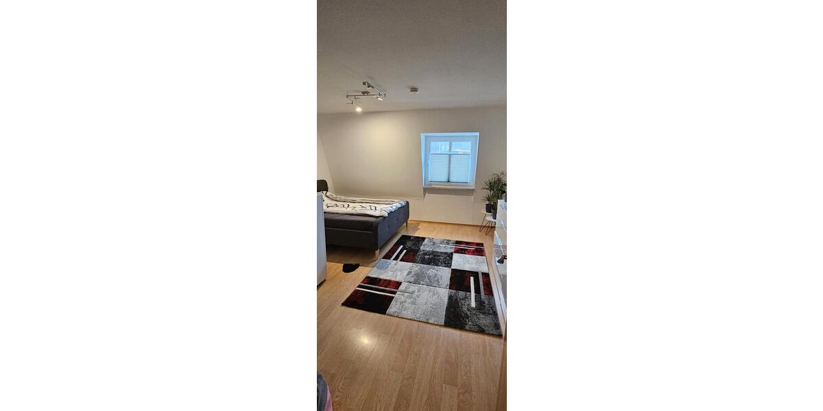 Dachgeschoßwohnung Plettenberg - 2 Zimmer, 70 m&sup2;, 450&euro; | Angebot:26492775