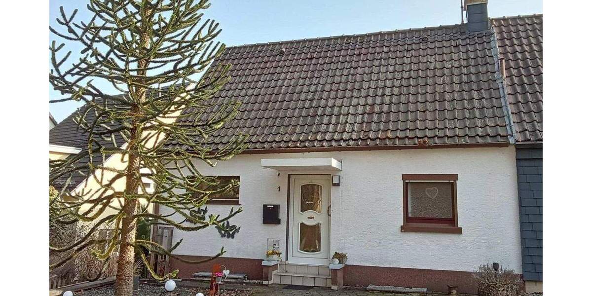 Einfamilienhaus Gevelsberg Berge - 7 Zimmer, 151 m&sup2;, 365.000&euro; | Angebot:25845433