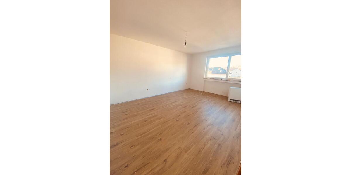 Etagenwohnung Iserlohn - 3.5 Zimmer, 95 m&sup2;, 800&euro; | Angebot:25853045