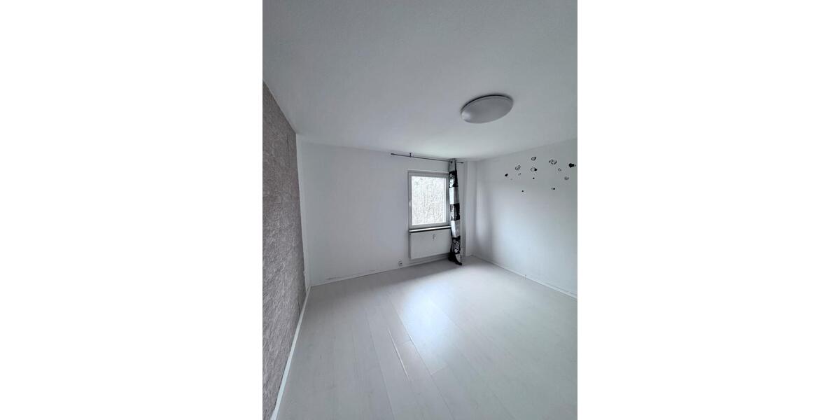 Etagenwohnung Lüdenscheid Brügge - 3 Zimmer, 68 m&sup2;, 580&euro; | Angebot:23818671