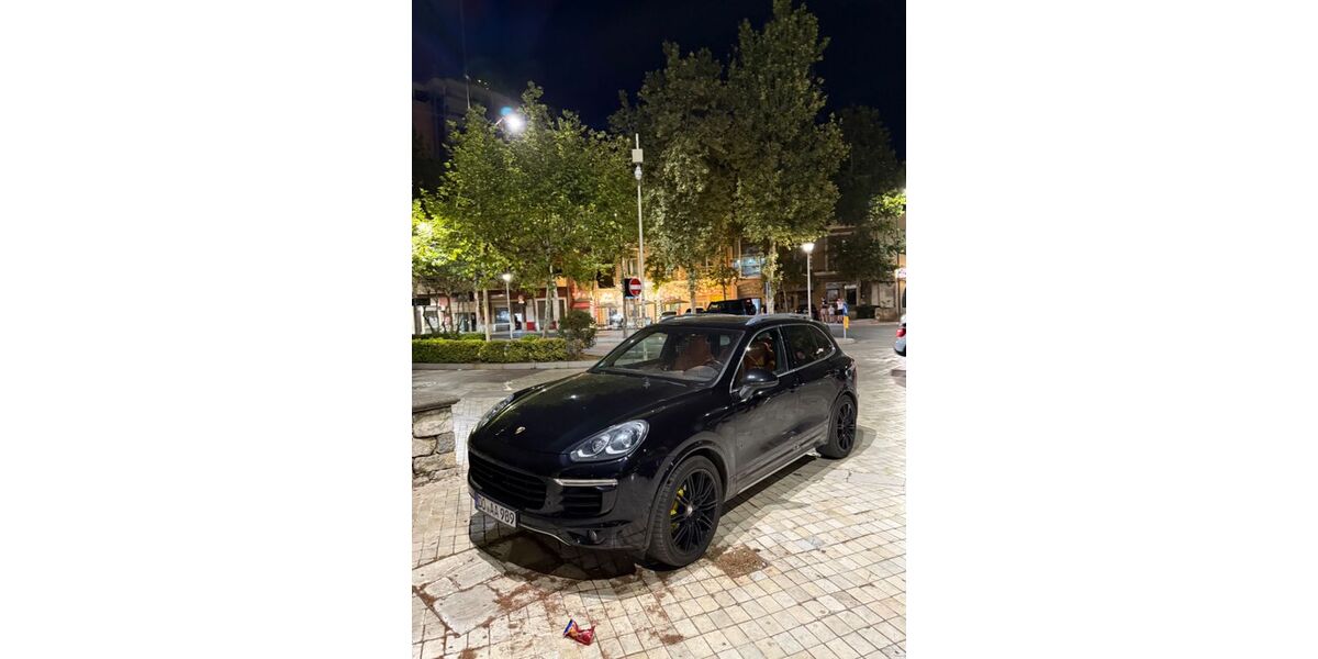 Porsche Cayenne 201.000 km 45.000 &euro; Dortmund 44147