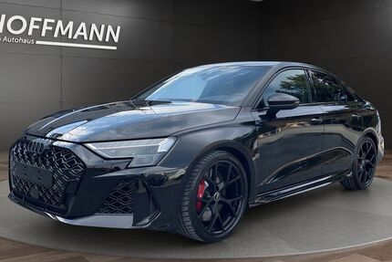 Audi RS3 3.850 km 67.890 &euro; Arnsberg 59823