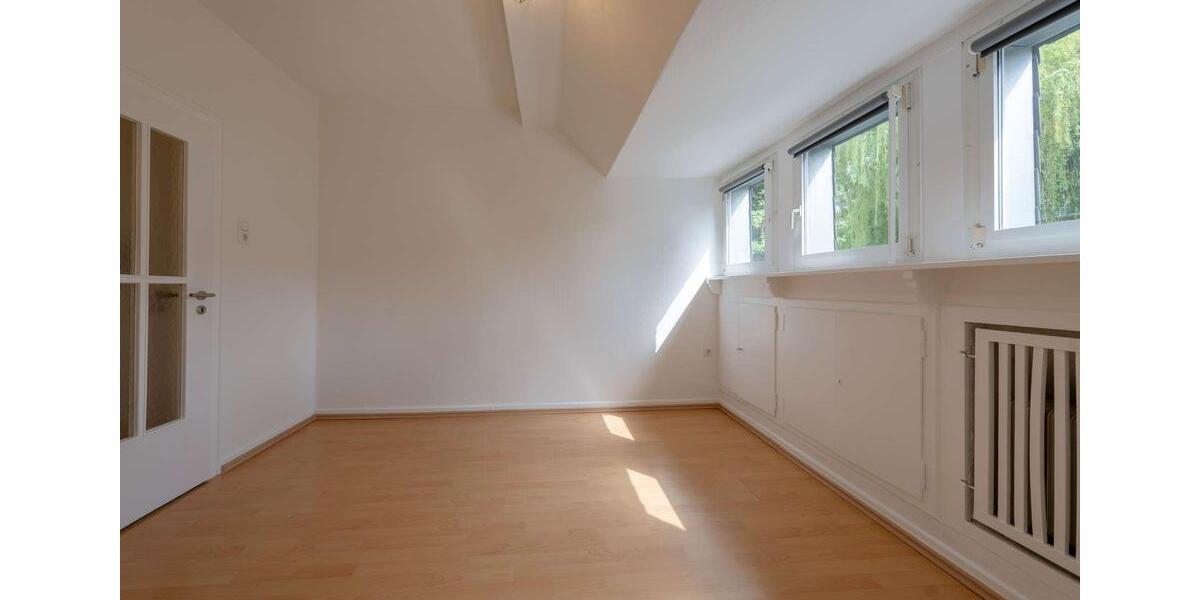 Etagenwohnung Dortmund - 4 Zimmer, 85 m&sup2;, 850&euro; | Angebot:26624216