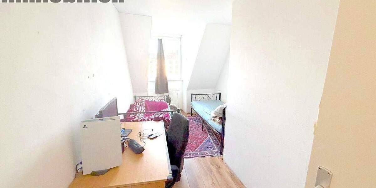 Etagenwohnung Dortmund Mitte - 4 Zimmer, 121 m&sup2;, 145.000&euro; | Angebot:25821339