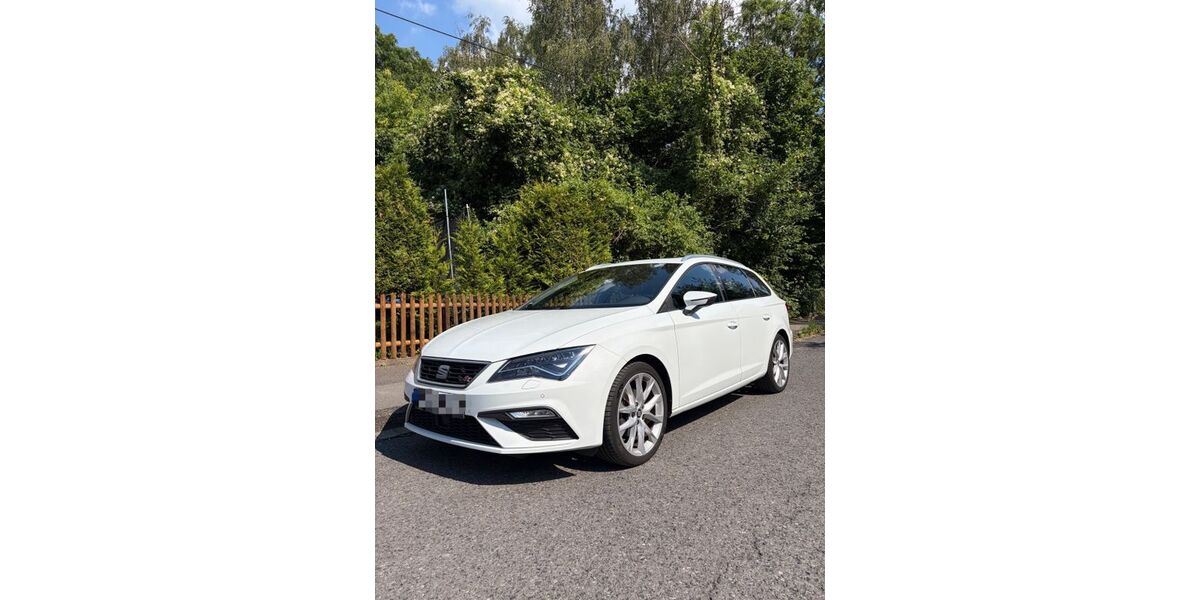 Seat Leon 97.500 km 14.990 &euro; Menden 58710