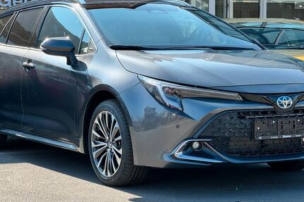 Toyota Corolla 3.500 km 32.490 &euro; Arnsberg-Neheim 59755