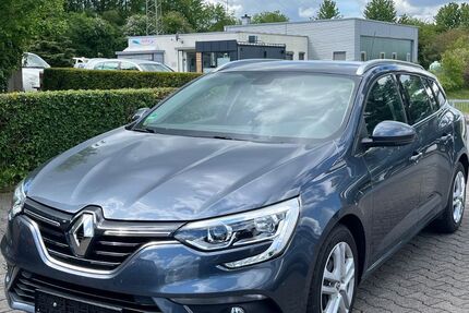 Renault Megane 67.911 km 12.500 &euro; Arnsberg 59757