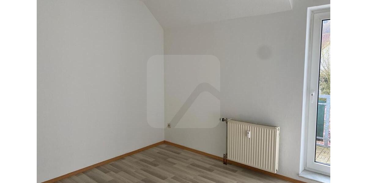 Dachgeschoßwohnung Iserlohn Grüne - 3 Zimmer, 69 m&sup2;, 520&euro; | Angebot:25903388
