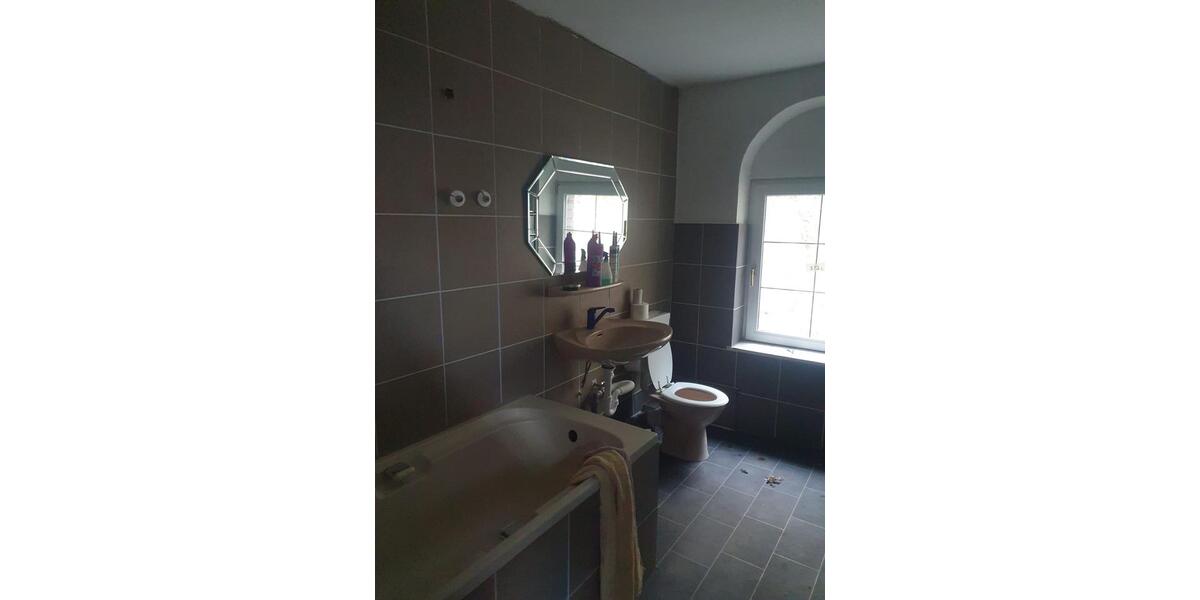 Mehrfamilienhaus, Wohnhaus Altena - 12 Zimmer, 300 m&sup2;, 249.000&euro; | Angebot:25891204