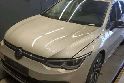 VW Golf MOVE 1.5 eTSI DSG NAVI AHK ALU ACC APS SITZHE 28.995 km 23.488 &euro; Bergkamen 59192