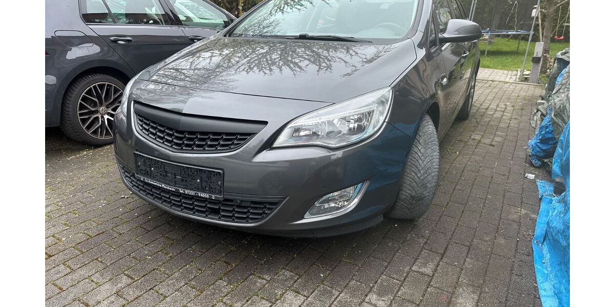 Opel Astra 215.000 km 2.700 &euro; Witten 58453