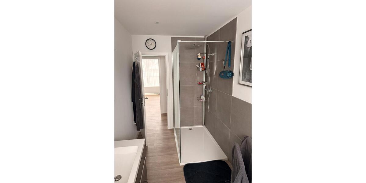 Etagenwohnung Iserlohn - 3 Zimmer, 140 m&sup2;, 1.260&euro; | Angebot:25961273