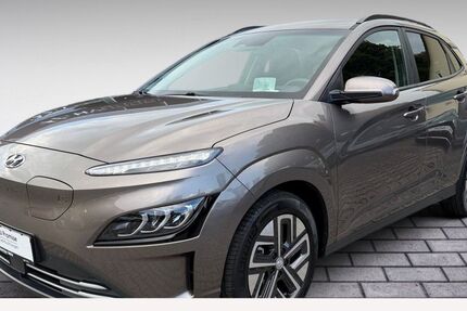 Hyundai KONA 22.331 km 26.450 &euro; Hemer 58675